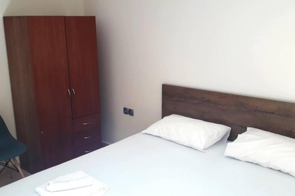 Stylish River Flat, Near The Center And The Beach Apartment Каламата Екстериор снимка